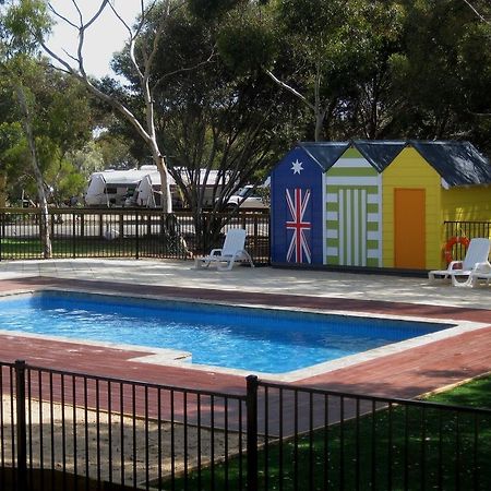 Big4 Port Willunga Tourist Park Hotel Aldinga Buitenkant foto